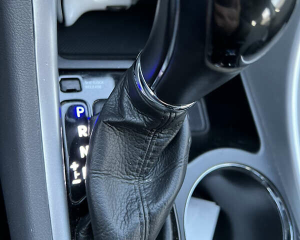 Синій Хендай Соната, об'ємом двигуна 2 л та пробігом 242 тис. км за 9500 $, фото 25 на Automoto.ua