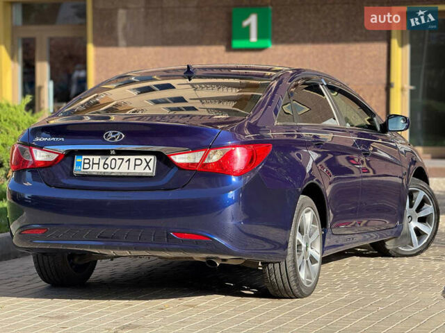 Синій Хендай Соната, об'ємом двигуна 2.36 л та пробігом 200 тис. км за 7500 $, фото 11 на Automoto.ua
