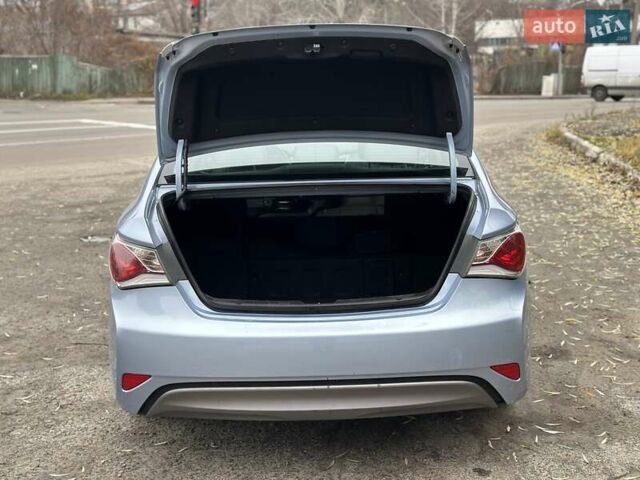 Синий Хендай Соната, объемом двигателя 2.36 л и пробегом 115 тыс. км за 11300 $, фото 6 на Automoto.ua