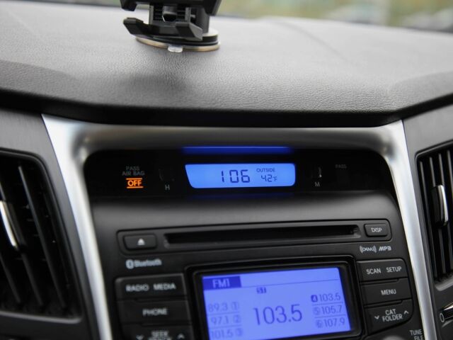 Синий Хендай Соната, объемом двигателя 2.4 л и пробегом 188 тыс. км за 8500 $, фото 15 на Automoto.ua