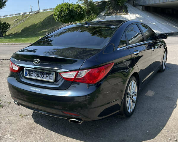 Синий Хендай Соната, объемом двигателя 2.4 л и пробегом 201 тыс. км за 9300 $, фото 5 на Automoto.ua