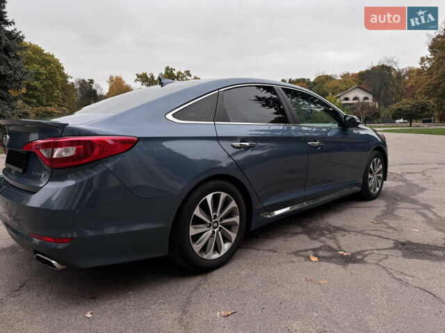 Синий Хендай Соната, объемом двигателя 2.36 л и пробегом 174 тыс. км за 12500 $, фото 12 на Automoto.ua
