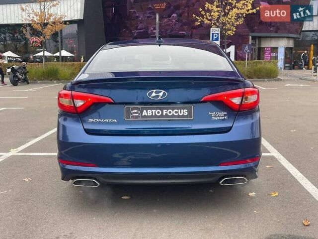 Хендай Соната 2014 у Києві на Automoto.ua Синій Хендай Соната, об'ємом двигуна 2.36 л та пробігом 176 тис. км за 15490 $, фото 5 на Automoto.ua