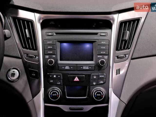 Синий Хендай Соната, объемом двигателя 2.4 л и пробегом 186 тыс. км за 8900 $, фото 48 на Automoto.ua