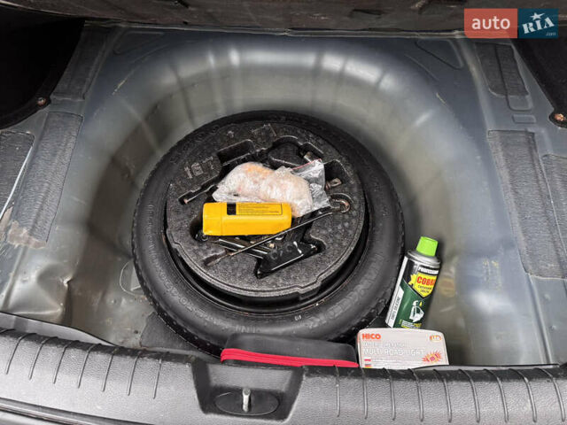 Синий Хендай Соната, объемом двигателя 2.36 л и пробегом 174 тыс. км за 12500 $, фото 62 на Automoto.ua