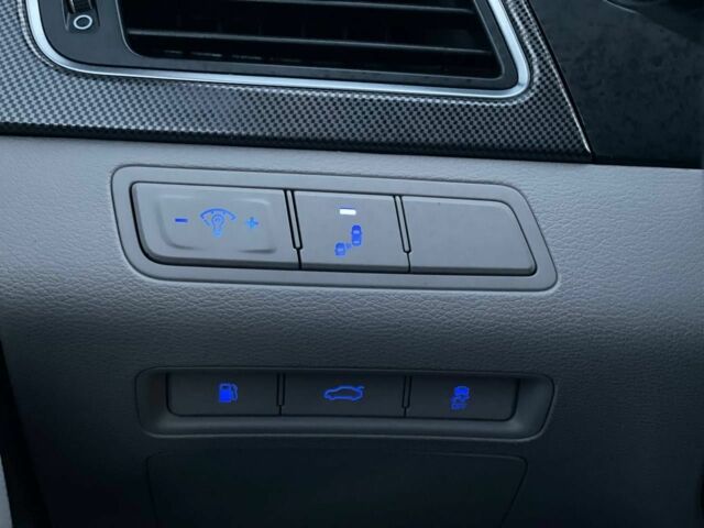 Синий Хендай Соната, объемом двигателя 2.4 л и пробегом 120 тыс. км за 9999 $, фото 15 на Automoto.ua