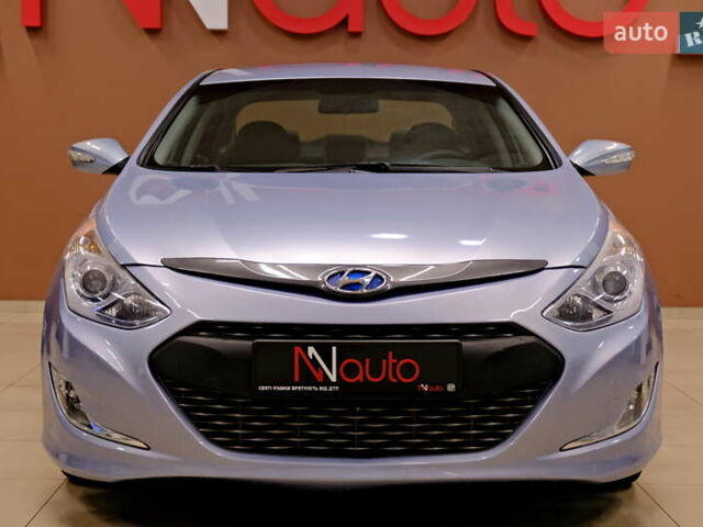 Синий Хендай Соната, объемом двигателя 2.4 л и пробегом 186 тыс. км за 8900 $, фото 1 на Automoto.ua