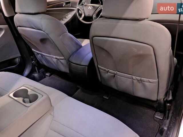 Синий Хендай Соната, объемом двигателя 2.4 л и пробегом 186 тыс. км за 8900 $, фото 39 на Automoto.ua