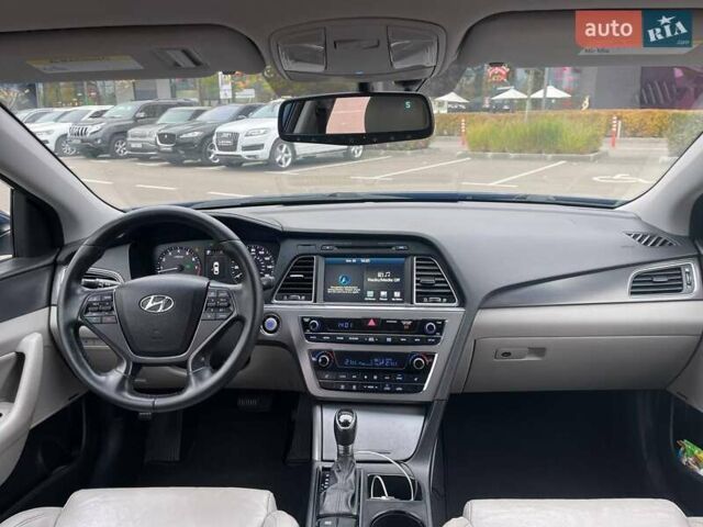 Хендай Соната 2014 у Києві на Automoto.ua Синій Хендай Соната, об'ємом двигуна 2.36 л та пробігом 176 тис. км за 15490 $, фото 21 на Automoto.ua