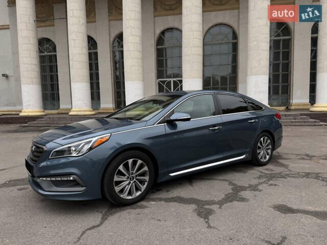 Синий Хендай Соната, объемом двигателя 2.36 л и пробегом 174 тыс. км за 12500 $, фото 4 на Automoto.ua