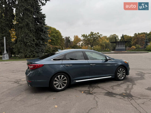 Синий Хендай Соната, объемом двигателя 2.36 л и пробегом 174 тыс. км за 12500 $, фото 13 на Automoto.ua