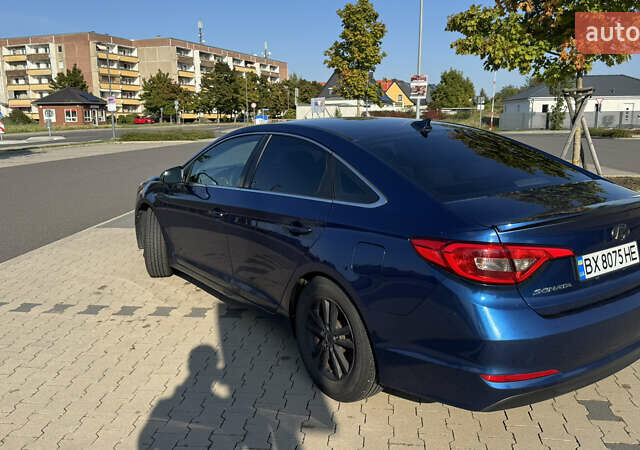 Синий Хендай Соната, объемом двигателя 2.36 л и пробегом 175 тыс. км за 8999 $, фото 6 на Automoto.ua