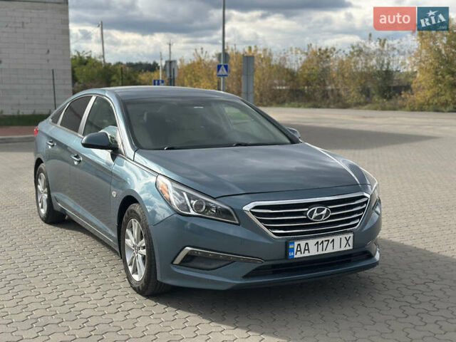 Синій Хендай Соната, об'ємом двигуна 2.36 л та пробігом 132 тис. км за 10500 $, фото 2 на Automoto.ua