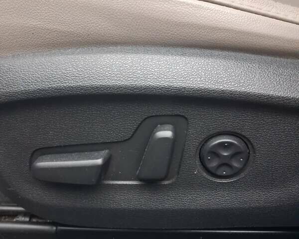 Синій Хендай Соната, об'ємом двигуна 2.36 л та пробігом 185 тис. км за 12500 $, фото 16 на Automoto.ua