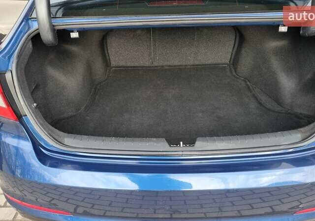 Синий Хендай Соната, объемом двигателя 2.36 л и пробегом 110 тыс. км за 8450 $, фото 31 на Automoto.ua