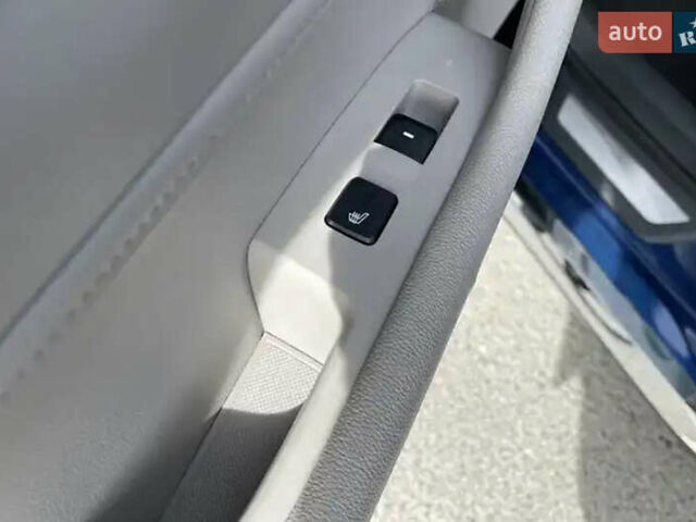 Синий Хендай Соната, объемом двигателя 2.36 л и пробегом 145 тыс. км за 10500 $, фото 9 на Automoto.ua