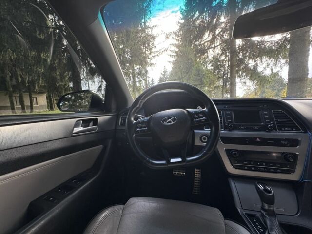 Синій Хендай Соната, об'ємом двигуна 2 л та пробігом 181 тис. км за 11000 $, фото 9 на Automoto.ua