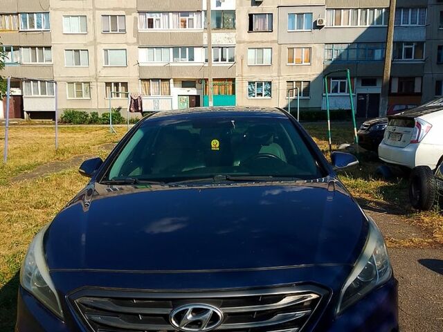 Синій Хендай Соната, об'ємом двигуна 2.4 л та пробігом 210 тис. км за 5300 $, фото 2 на Automoto.ua