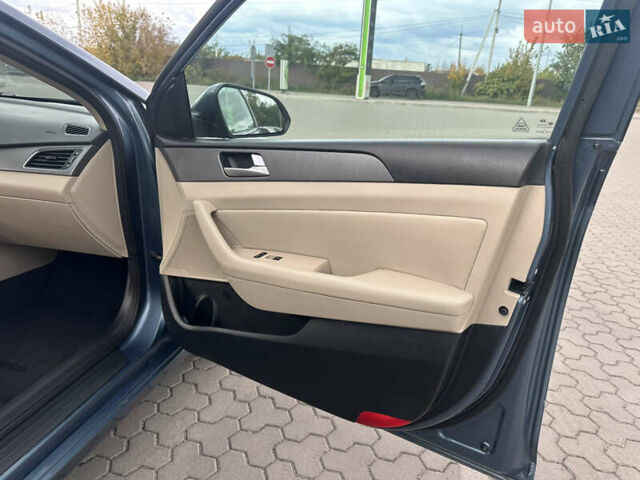 Синій Хендай Соната, об'ємом двигуна 2.36 л та пробігом 132 тис. км за 10500 $, фото 29 на Automoto.ua