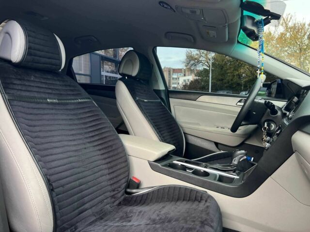 Синій Хендай Соната, об'ємом двигуна 2.4 л та пробігом 102 тис. км за 11000 $, фото 18 на Automoto.ua