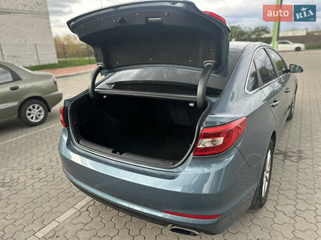 Синій Хендай Соната, об'ємом двигуна 2.36 л та пробігом 132 тис. км за 10500 $, фото 20 на Automoto.ua