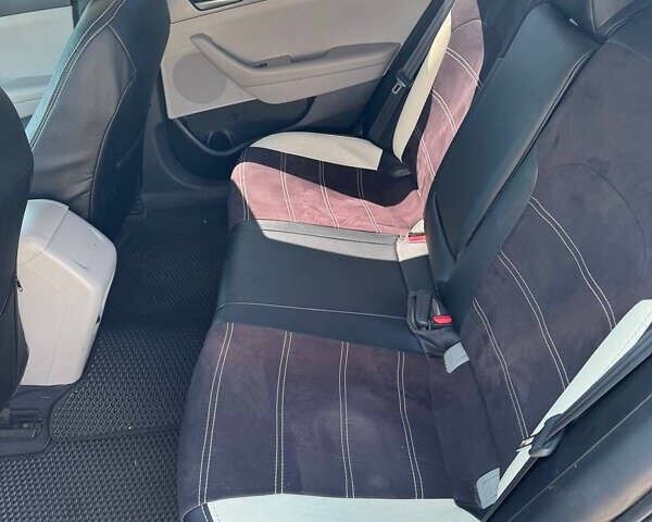 Синій Хендай Соната, об'ємом двигуна 2.36 л та пробігом 118 тис. км за 10500 $, фото 18 на Automoto.ua