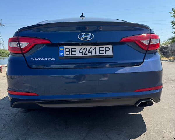 Синій Хендай Соната, об'ємом двигуна 2.36 л та пробігом 118 тис. км за 10500 $, фото 5 на Automoto.ua