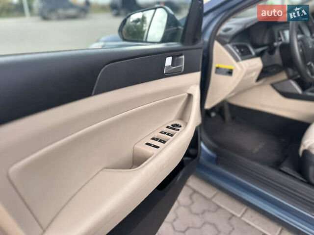 Синій Хендай Соната, об'ємом двигуна 2.36 л та пробігом 132 тис. км за 10500 $, фото 19 на Automoto.ua