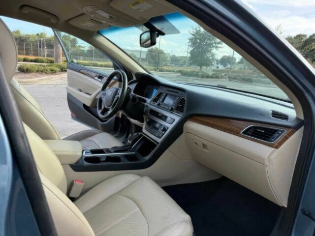 Синий Хендай Соната, объемом двигателя 2.4 л и пробегом 73 тыс. км за 5000 $, фото 8 на Automoto.ua