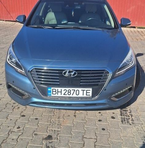 Синій Хендай Соната, об'ємом двигуна 2 л та пробігом 150 тис. км за 11800 $, фото 1 на Automoto.ua