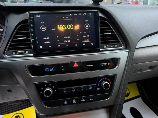 Синій Хендай Соната, об'ємом двигуна 2.4 л та пробігом 127 тис. км за 10500 $, фото 14 на Automoto.ua