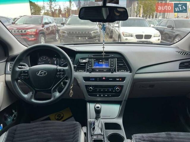 Синій Хендай Соната, об'ємом двигуна 2.36 л та пробігом 102 тис. км за 11000 $, фото 14 на Automoto.ua