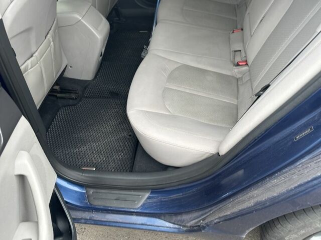 Синий Хендай Соната, объемом двигателя 2.4 л и пробегом 256 тыс. км за 7973 $, фото 6 на Automoto.ua