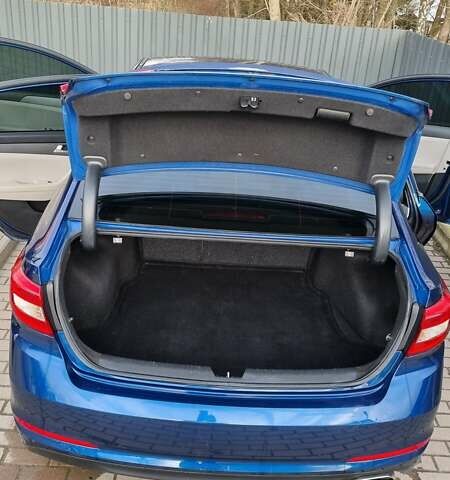 Синий Хендай Соната, объемом двигателя 2.36 л и пробегом 110 тыс. км за 8450 $, фото 30 на Automoto.ua