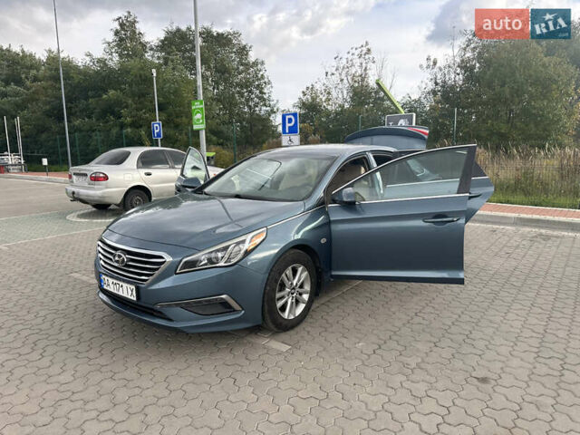Синій Хендай Соната, об'ємом двигуна 2.36 л та пробігом 132 тис. км за 10500 $, фото 32 на Automoto.ua