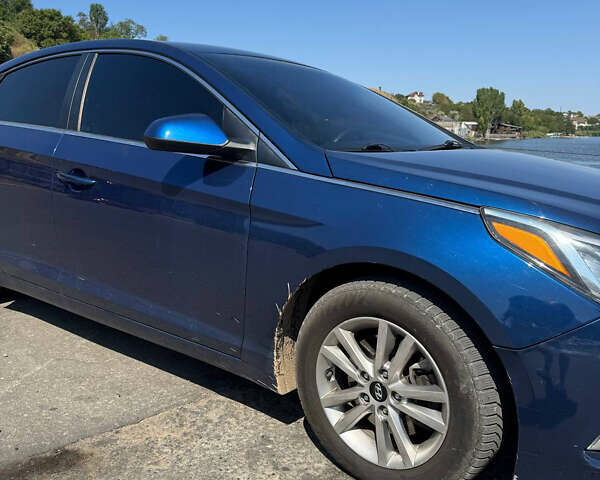 Синій Хендай Соната, об'ємом двигуна 2.36 л та пробігом 118 тис. км за 10500 $, фото 3 на Automoto.ua