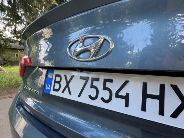 Синій Хендай Соната, об'ємом двигуна 2 л та пробігом 181 тис. км за 11000 $, фото 17 на Automoto.ua