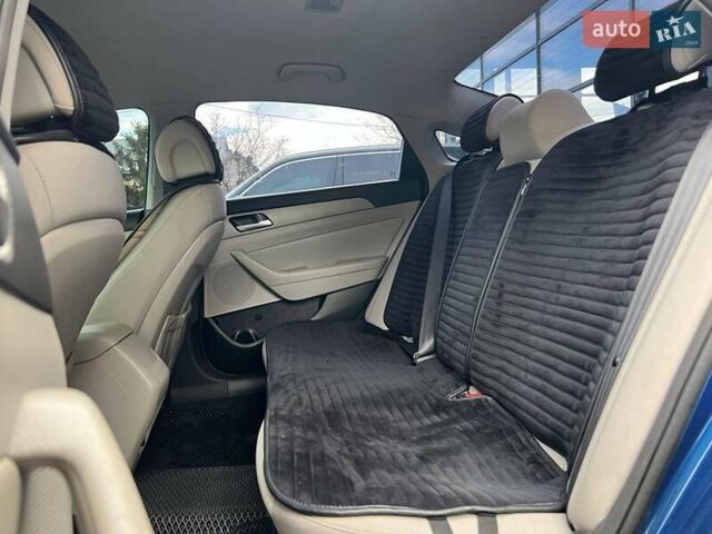 Синій Хендай Соната, об'ємом двигуна 2.36 л та пробігом 102 тис. км за 11000 $, фото 17 на Automoto.ua