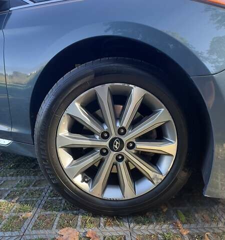 Синій Хендай Соната, об'ємом двигуна 2.36 л та пробігом 130 тис. км за 11500 $, фото 19 на Automoto.ua