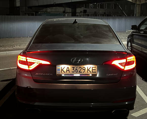 Синій Хендай Соната, об'ємом двигуна 2.36 л та пробігом 130 тис. км за 11500 $, фото 22 на Automoto.ua