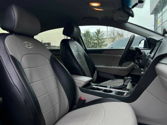 Синій Хендай Соната, об'ємом двигуна 2.4 л та пробігом 127 тис. км за 10500 $, фото 18 на Automoto.ua