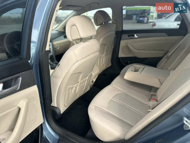 Синій Хендай Соната, об'ємом двигуна 2.36 л та пробігом 132 тис. км за 9200 $, фото 14 на Automoto.ua