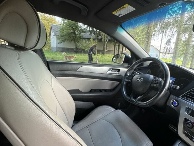 Синій Хендай Соната, об'ємом двигуна 2 л та пробігом 181 тис. км за 11000 $, фото 6 на Automoto.ua