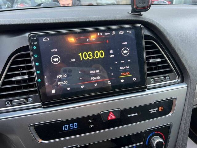 Синій Хендай Соната, об'ємом двигуна 2.4 л та пробігом 127 тис. км за 10500 $, фото 16 на Automoto.ua