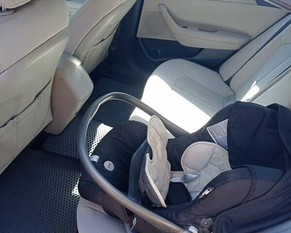 Хендай Соната 2016 в Кривом Роге на Automoto.ua Синий Хендай Соната, объемом двигателя 2.4 л и пробегом 169 тыс. км за 9000 $, фото 4 на Automoto.ua