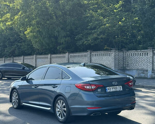 Синий Хендай Соната, объемом двигателя 2.4 л и пробегом 78 тыс. км за 11700 $, фото 8 на Automoto.ua
