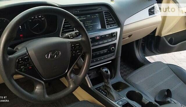 Синий Хендай Соната, объемом двигателя 2.4 л и пробегом 144 тыс. км за 12100 $, фото 13 на Automoto.ua