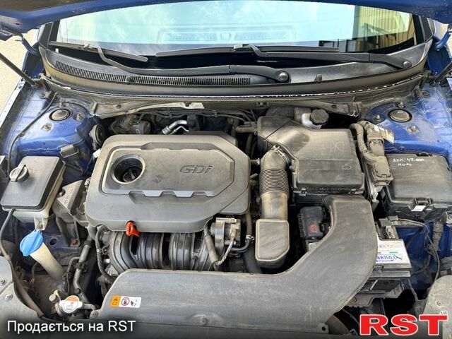 Синій Хендай Соната, об'ємом двигуна 2.4 л та пробігом 87 тис. км за 8900 $, фото 1 на Automoto.ua