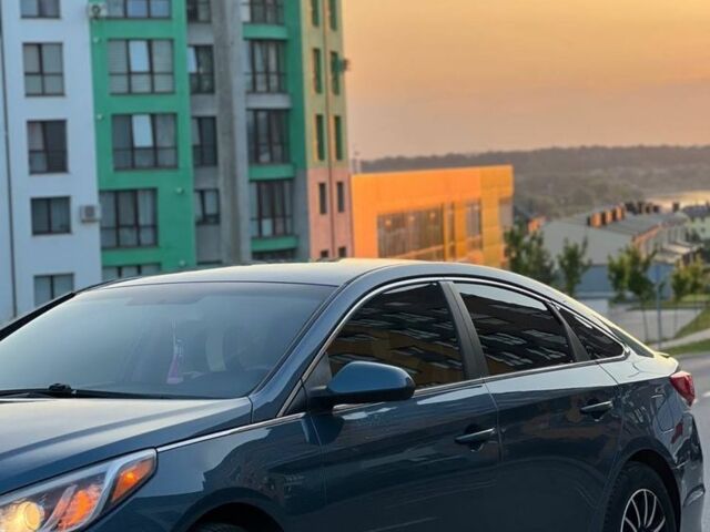 Синий Хендай Соната, объемом двигателя 2.4 л и пробегом 200 тыс. км за 10000 $, фото 1 на Automoto.ua