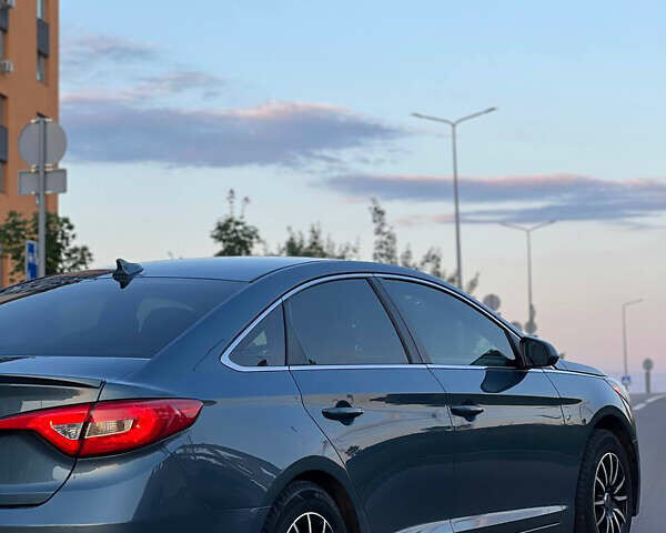 Синий Хендай Соната, объемом двигателя 2.4 л и пробегом 205 тыс. км за 12500 $, фото 8 на Automoto.ua